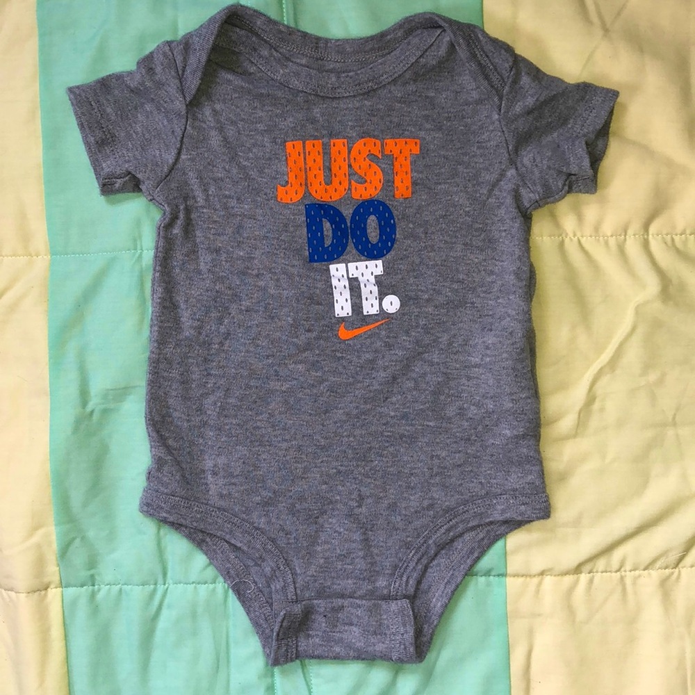 Nike Onesie 3-6 month